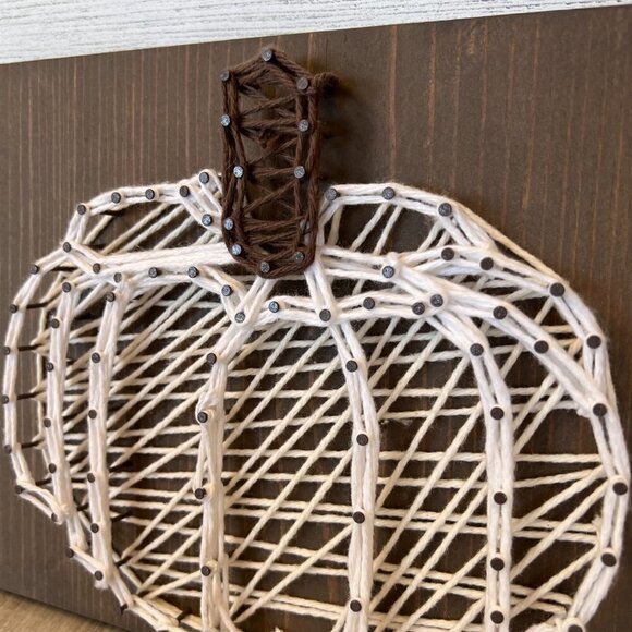 Pumpkin String Art w/ Nails on Wood Plaque Fall Autumn Primitive Folk Art Decor - Picture 4 of 10